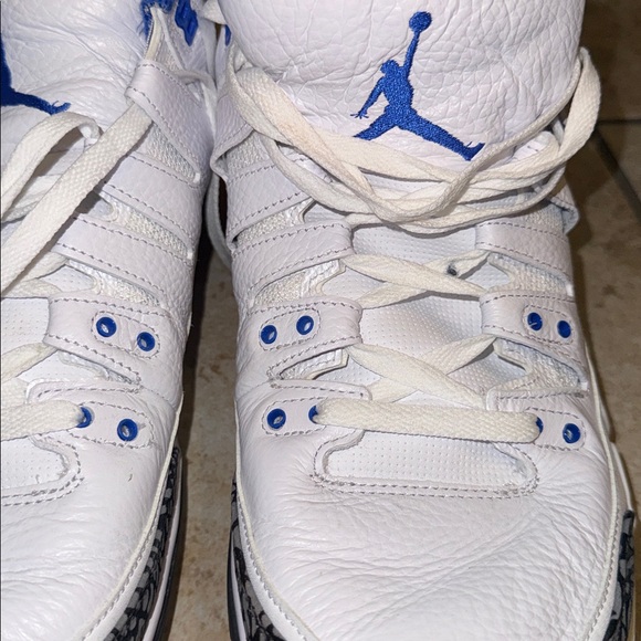 Nike White and Blue Men's Sneakers - Picture 9 of 11